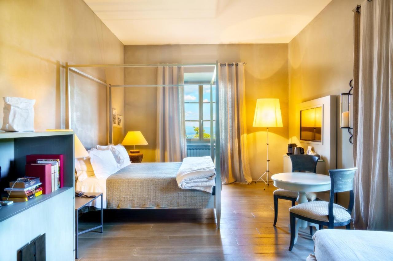 Villa Sassolini Country Boutique Hotel 蒙特瓦尔基 外观 照片