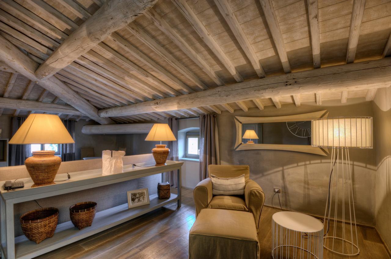 Villa Sassolini Country Boutique Hotel 蒙特瓦尔基 外观 照片