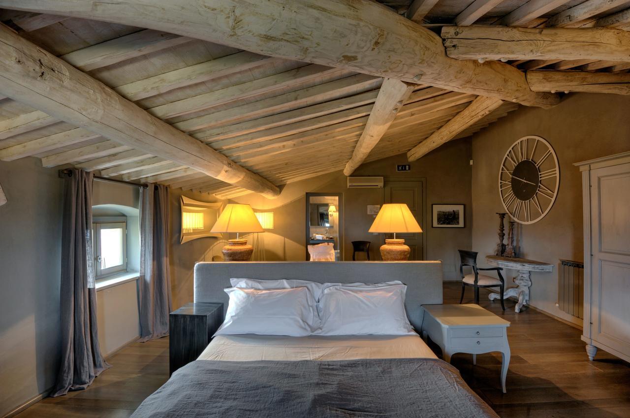 Villa Sassolini Country Boutique Hotel 蒙特瓦尔基 外观 照片