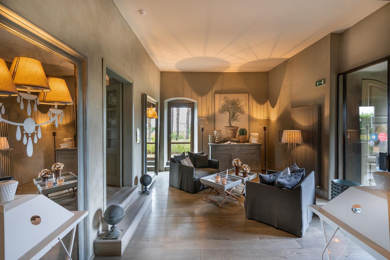Villa Sassolini Country Boutique Hotel 蒙特瓦尔基 外观 照片