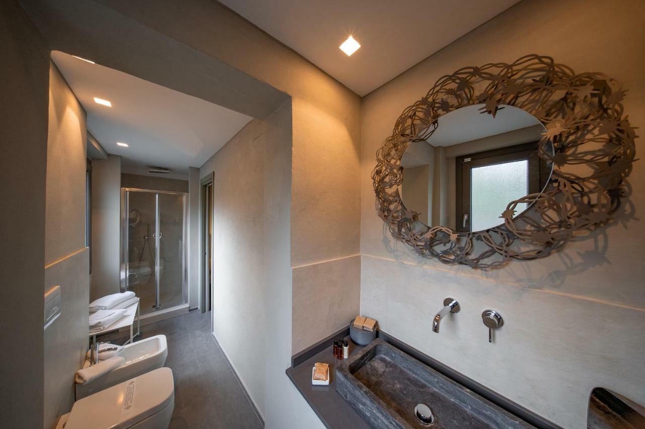 Villa Sassolini Country Boutique Hotel 蒙特瓦尔基 外观 照片